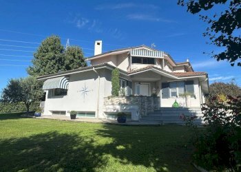 Villa viale Vittorio Veneto 77A, Carrù - foto 12