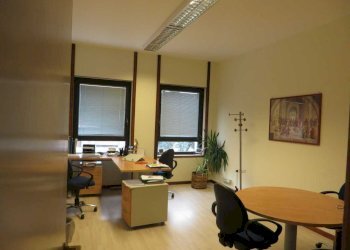 IMG_6440ridotte.jpg - Ufficio VIALE DEL POGGIO FIORITO, Roma (zona EUR) - foto 7