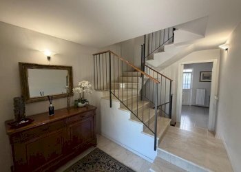 INGRESSO SCALA - Villa a Schiera Via Prima Vill. Buffalora 35, Brescia - foto 4
