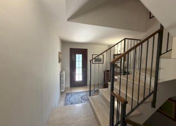 INGRESSO SCALA - Villa a Schiera Via Prima Vill. Buffalora 35, Brescia - foto 5