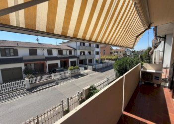 BALCONE SOGGIORNO - Villa a Schiera Via Prima Vill. Buffalora 35, Brescia - foto 8