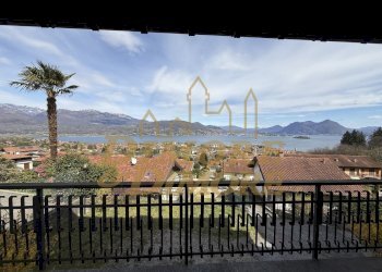 IMG_2798.JPG - Casa indipendente Via A. Fraccaroli 43, Baveno - foto 1