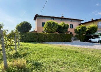 IMG_8551 - Porzione di casa Cascina Comassi 34, Capriano del Colle - foto 1