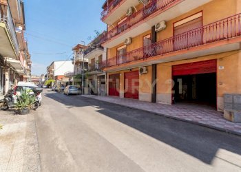 Appartamento 2 (28) - Quadrilocale Via dei Sanguinelli 52, Catania - foto 2