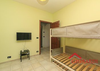 5.1 CAMERA 2 - Appartamento Via Ursone da Sestri 7, Genova (zona Sestri Ponente) - foto 18