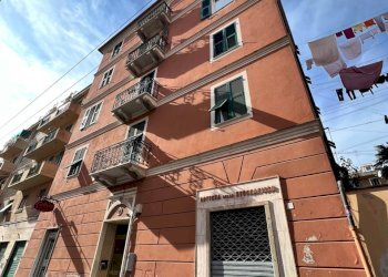 8.1 EDIFICIO.jpg - Appartamento VIA GEATANO DONIZETTI 5A, Genova (zona Sestri Ponente) - foto 14