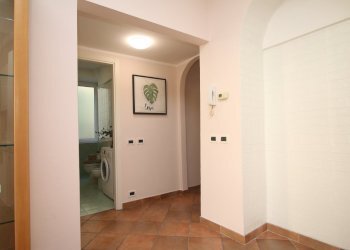 Three-room apartment via Bellinzona 309, Como - photo 10