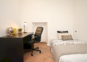 Camera 2 - Three-room apartment via Bellinzona 309, Como - photo 20