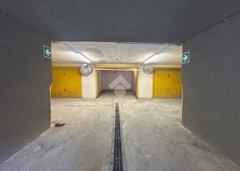 Box Via Aurelia, Andora - foto 6