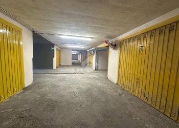 Box Via Aurelia, Andora - foto 9
