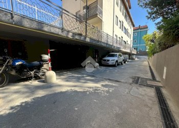 Box Via Aurelia, Andora - foto 17