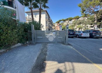 Box Via Aurelia, Andora - foto 21