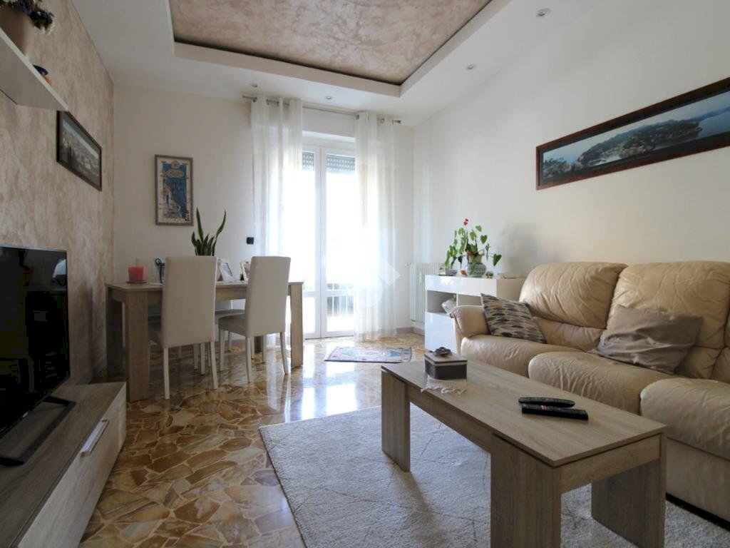 Four-room apartment Via ugolini, Chiavari - photo 1