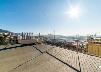 Quadrilocale Genova (zona Pegli) - foto 1