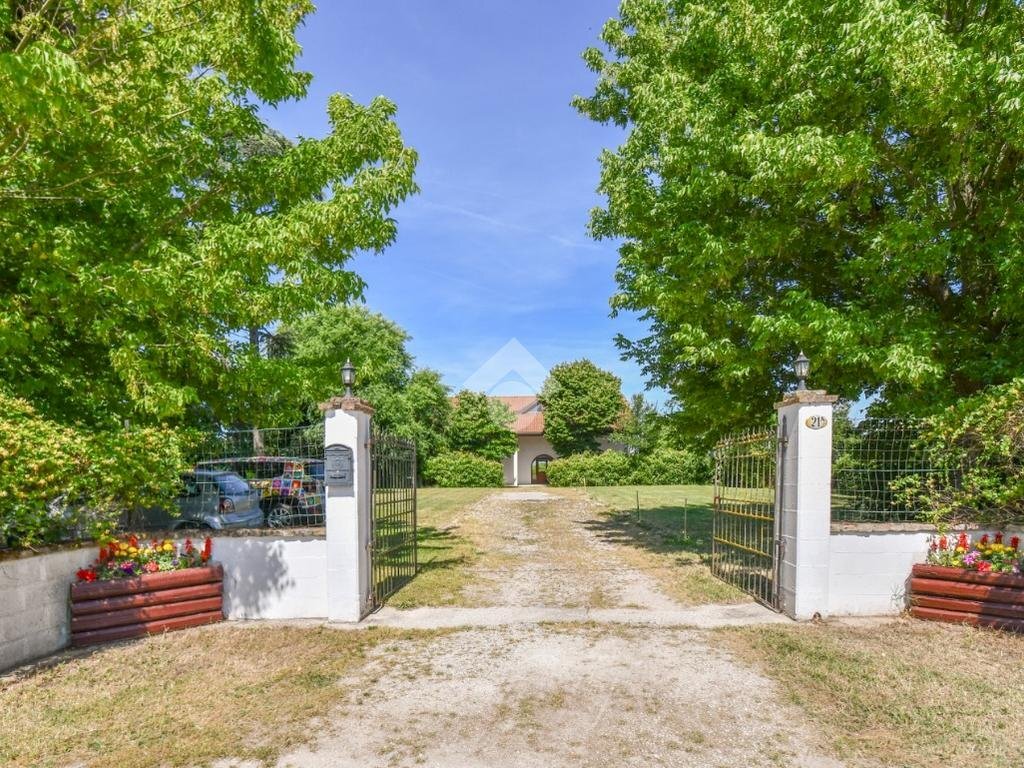 Semi-detached house Via Ferrara, Poggio Renatico - photo 3