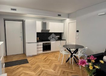 Bilocale Via giuseppe luigi lagrange, Torino (zona Centro) - foto 3