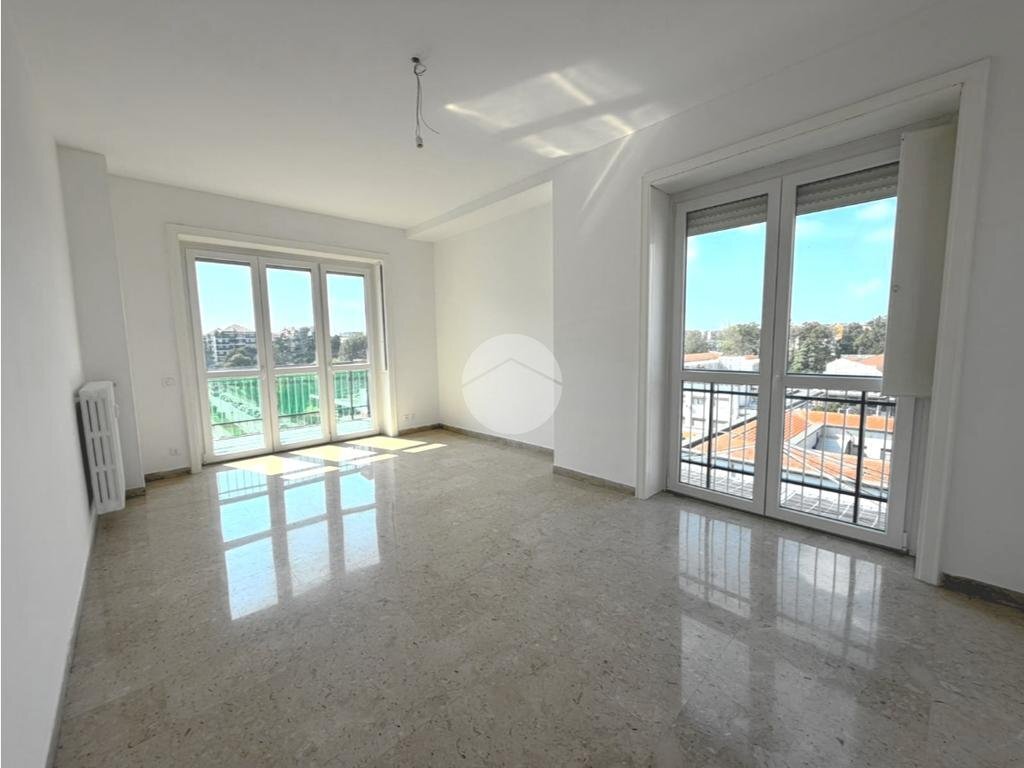 Trilocale Via Lorenzo Perosi, Milano (zona Lorenteggio) - foto 1