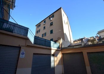 Appartamento Vico Magnasco 9, Genova (zona Voltri) - foto 2