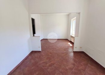 Quadrilocale V. Campomorone, Genova (zona Pontedecimo) - foto 3