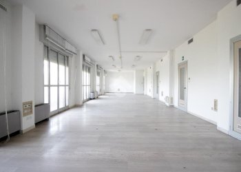 Ufficio Via del Chiù, Bologna (zona Santa Viola) - foto 2