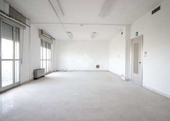 Ufficio Via del Chiù, Bologna (zona Santa Viola) - foto 13