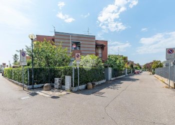Porzione di casa Via prima strada, Lainate - foto 2