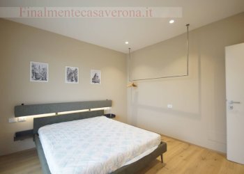 camera matrimoniale - Appartamento Via Secolo
5, Peschiera del Garda - foto 19