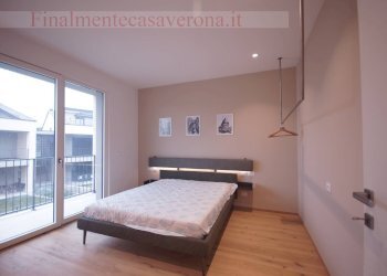 camera matrimoniale - Appartamento Via Secolo
5, Peschiera del Garda - foto 21