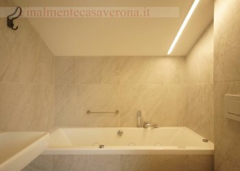 bagno - Appartamento Via Secolo
5, Peschiera del Garda - foto 42