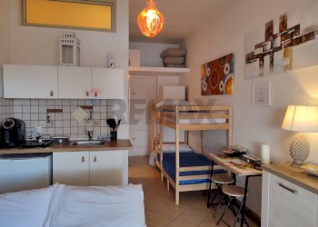 Camera / camera da letto - Monolocale Les Roches Noires
 
1, Giardini-Naxos - foto 12