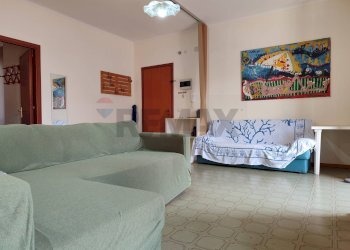 Soggiorno - Trilocale Via Recanati
 
11, Giardini-Naxos - foto 7
