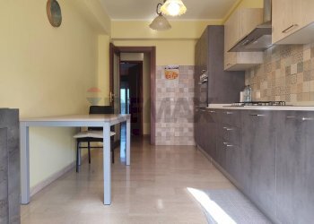 Cucina - Quadrilocale Via Cesare Battisti
 
232, Furci Siculo - foto 1