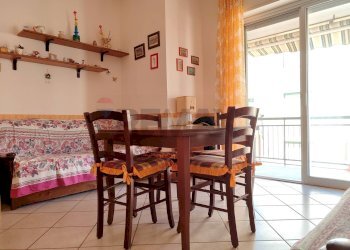 Sala da pranzo - Monolocale Contrada Pietrenere
 
2, Giardini-Naxos - foto 8