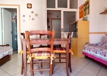 Sala da pranzo - Monolocale Contrada Pietrenere
 
2, Giardini-Naxos - foto 10