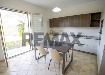 Cucina - Villa a Schiera Via Luciano Pavarotti
 
21, Viagrande - foto 9