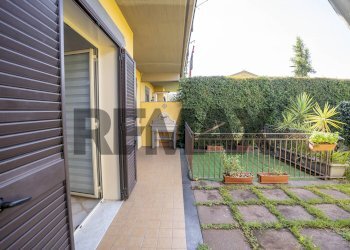 Terrazza - Villa a Schiera Via Luciano Pavarotti
 
21, Viagrande - foto 15