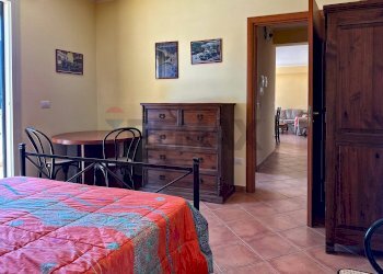 Camera / camera da letto - Appartamento via grotte
 
Snc, Furci Siculo - foto 26