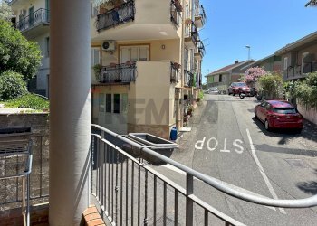 Balcone - Appartamento via grotte
 
Snc, Furci Siculo - foto 28
