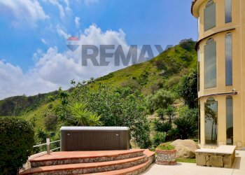 Vista delle montagne - Villa via unità d'italia
 
65, Letojanni - foto 11