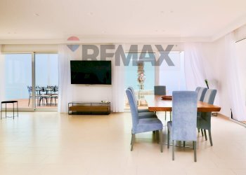 Sala da pranzo - Villa viale unità d'italia
 
66, Letojanni - foto 18