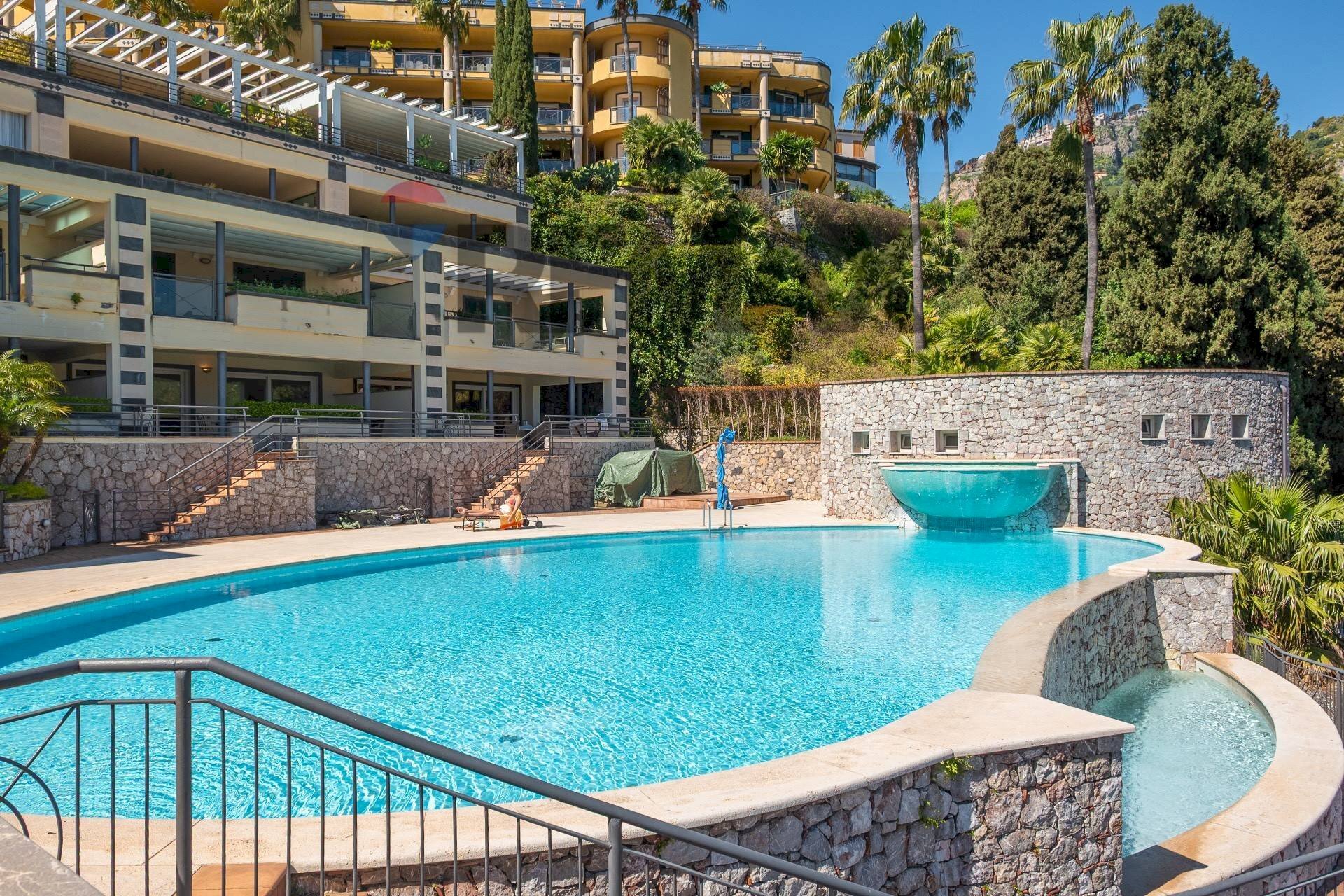 Piscina - Appartamento Via San pancrazio
46, Taormina - foto 2