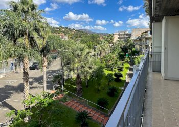 Balcone - Quadrilocale Viale unità di Italia e delle regioni
 
1, Roccalumera - foto 18