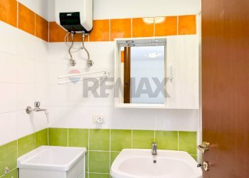 Bagno - Quadrilocale Viale unità di Italia e delle regioni
 
1, Roccalumera - foto 34