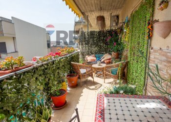 Terrazza - Quadrilocale VIALE DELL'UNITà D'ITALIA E DELLE REGIONI
 
21, Roccalumera - foto 9
