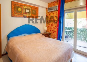 Camera / camera da letto - Quadrilocale VIALE DELL'UNITà D'ITALIA E DELLE REGIONI
 
21, Roccalumera - foto 10