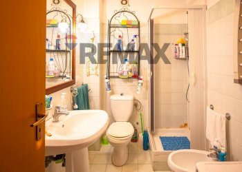 Bagno - Quadrilocale VIALE DELL'UNITà D'ITALIA E DELLE REGIONI
 
21, Roccalumera - foto 17