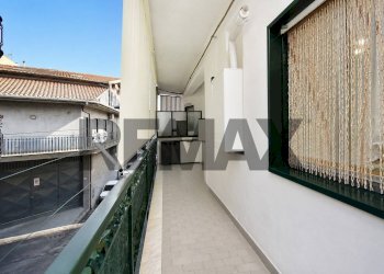 Balcone - Quadrilocale Via Potenza
 
17, Paterno - foto 13