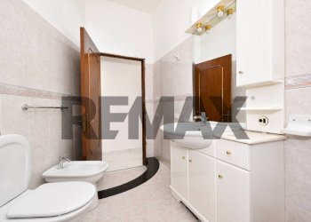 Bagno - Quadrilocale Via Potenza
 
17, Paterno - foto 16