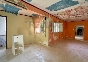 Stanza vuota - Villa Via della Prece
 
1, Caltagirone - foto 17