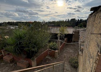 Edificio all\'aperto - Villa Via della Prece
 
1, Caltagirone - foto 30